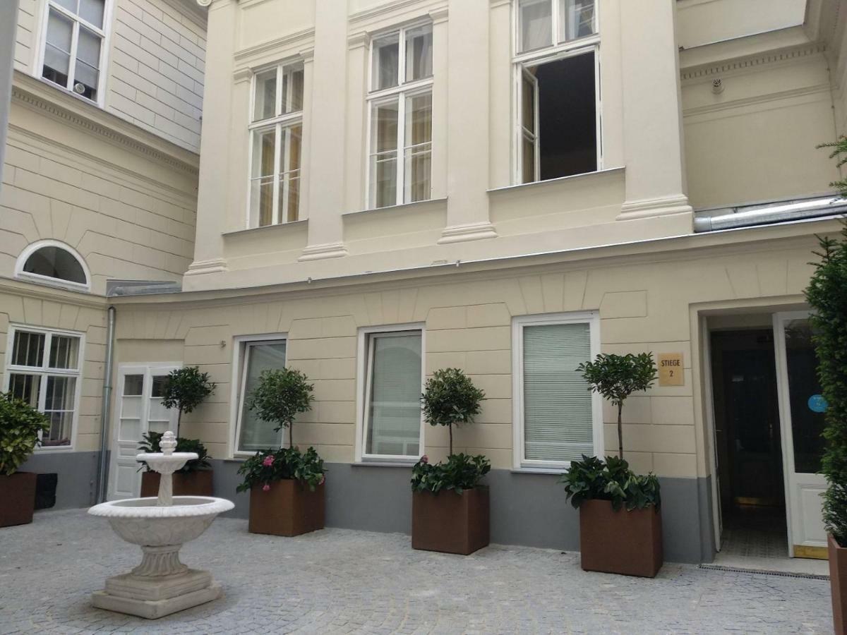 Ferienwohnung The Temple Wien Exterior foto