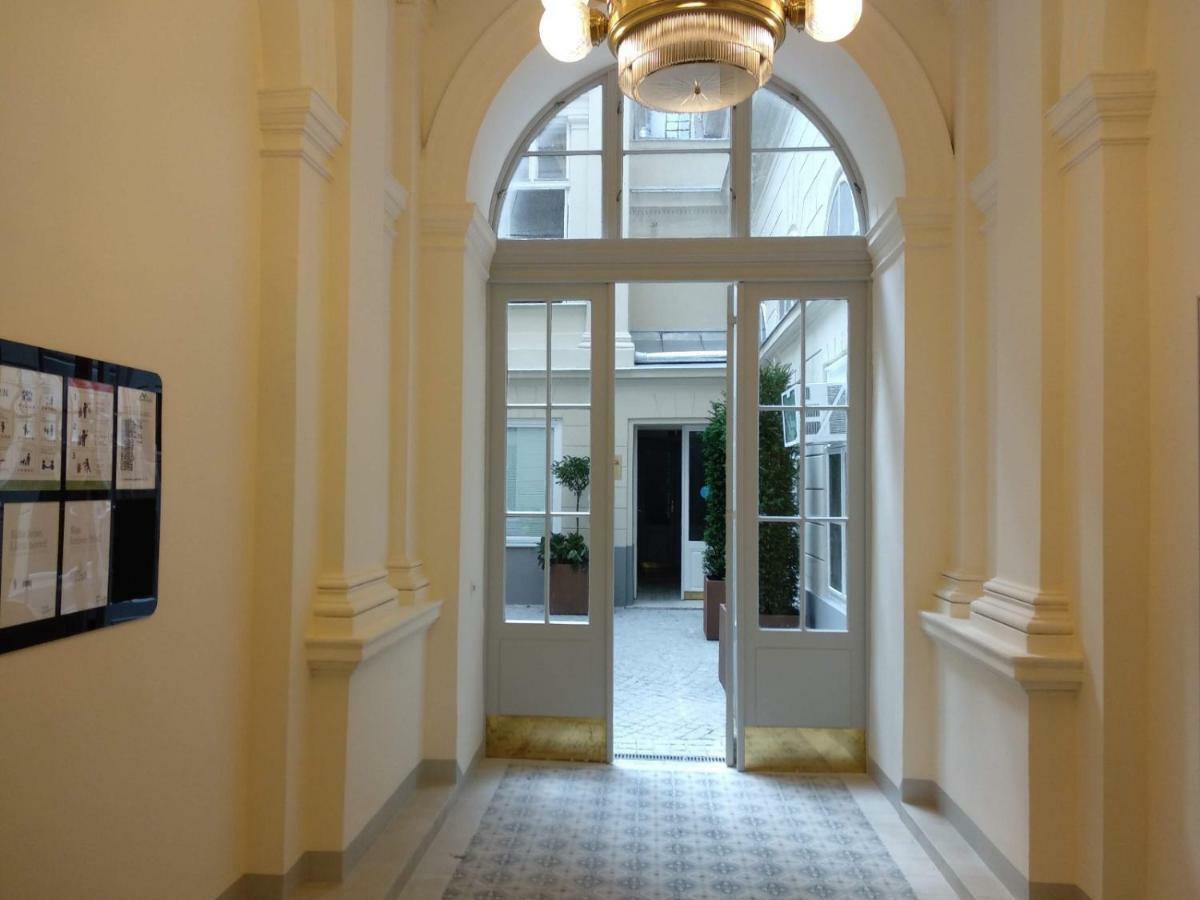 Ferienwohnung The Temple Wien Exterior foto